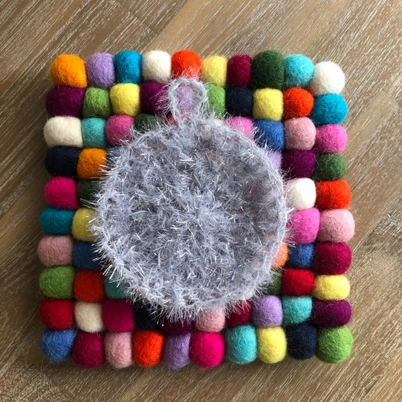 Handmade Dishwashing Scrubbies - Picture 4 of 4